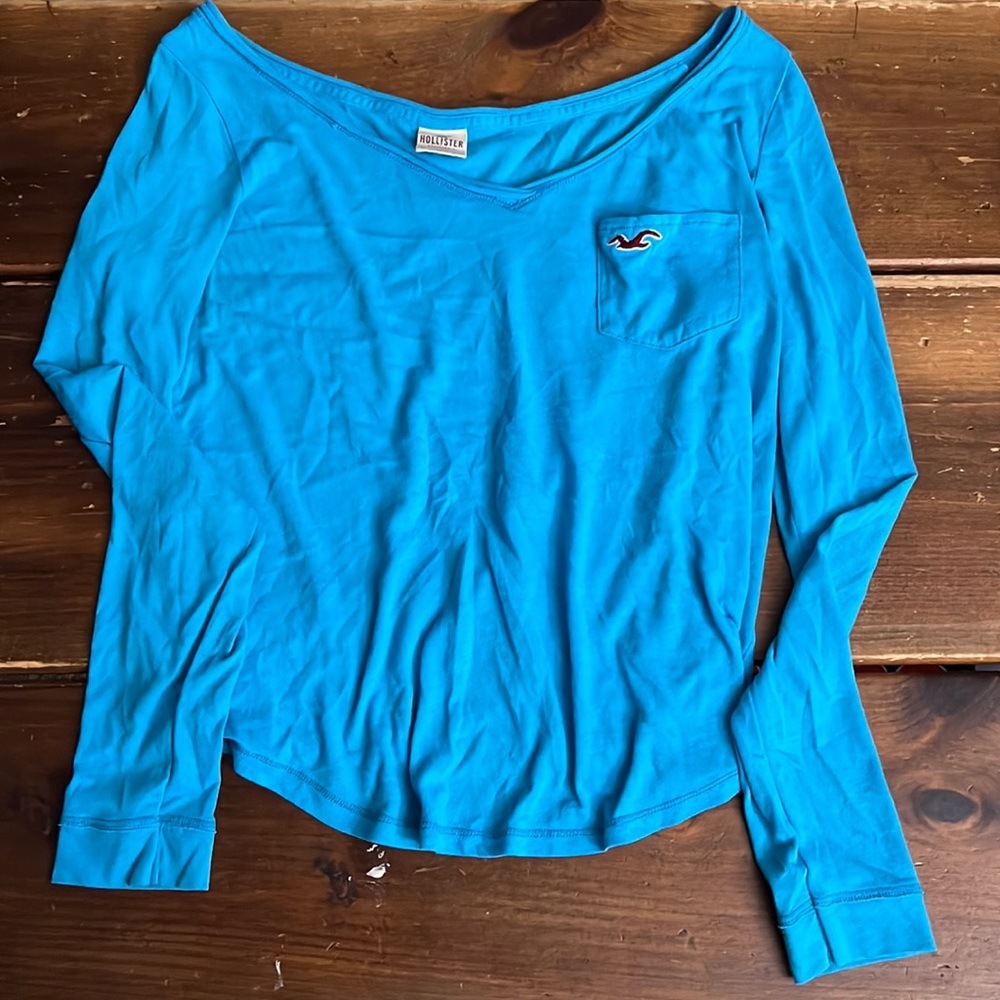 hollister tee